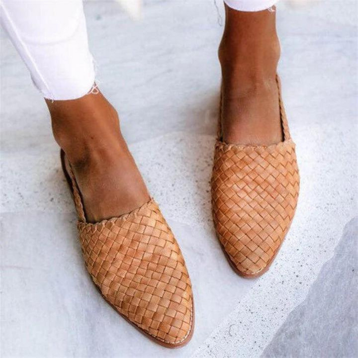 Ariana - Håndlavede lave sandaler