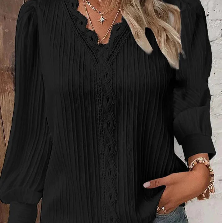 Emmi | Bluse Med Blondedetaljer i Chiffon