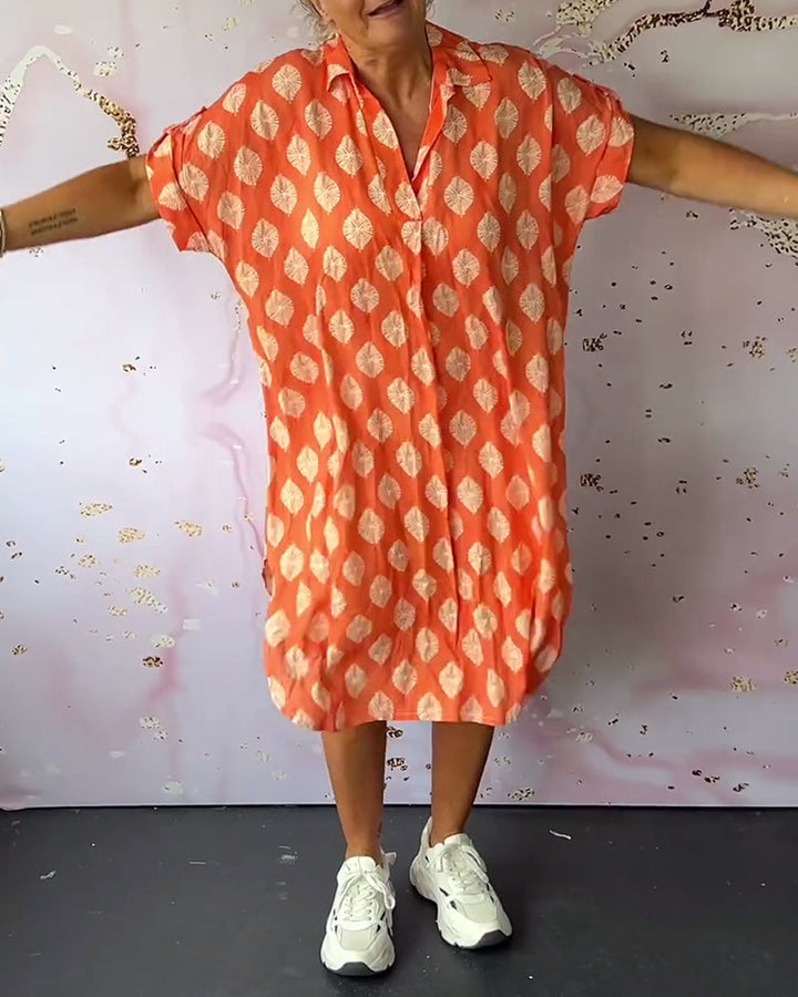 Laura™ | Løs Sommerkjole med Reverskrave og Korte Ærmer