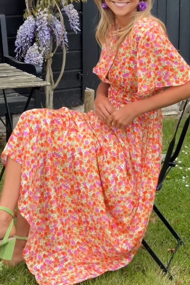 Violet |  Blomstret Lang Kjole med V-hals